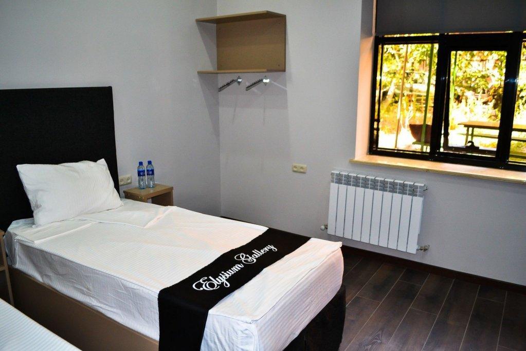 Elysium Gallery Hotel Erevan Exterior foto