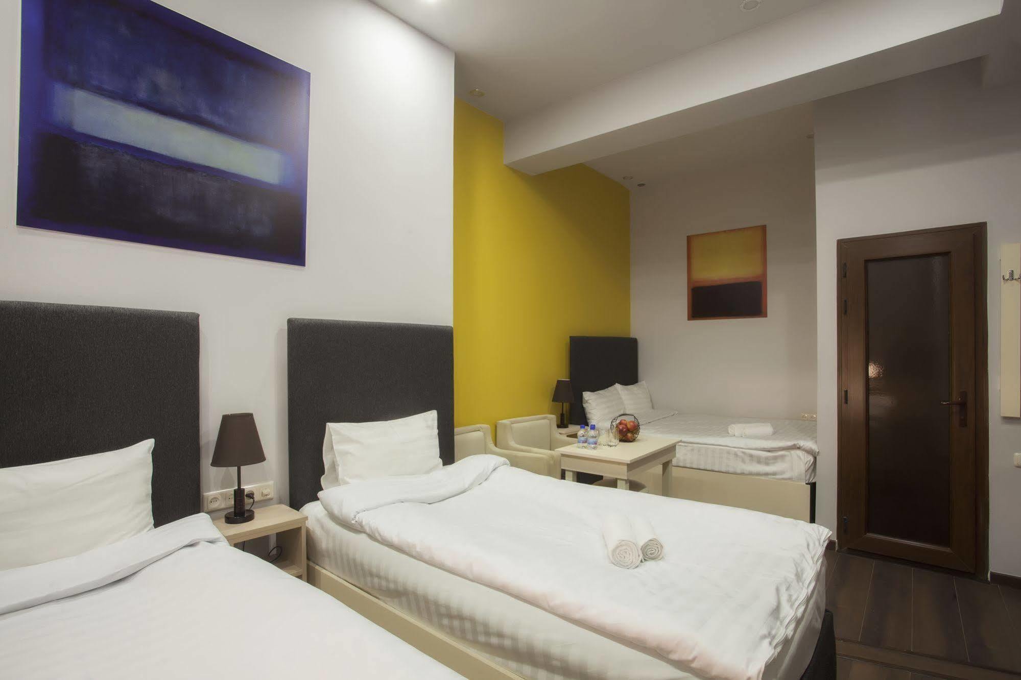 Elysium Gallery Hotel Erevan Exterior foto
